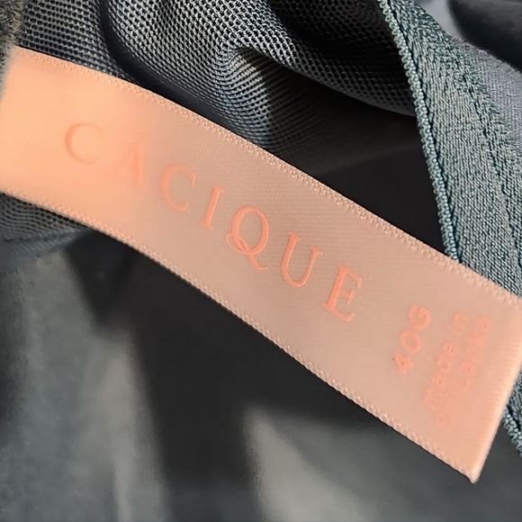 Extra Soft Lightly Lined Balconette Bra - Size 40G - Picture 7 of 8